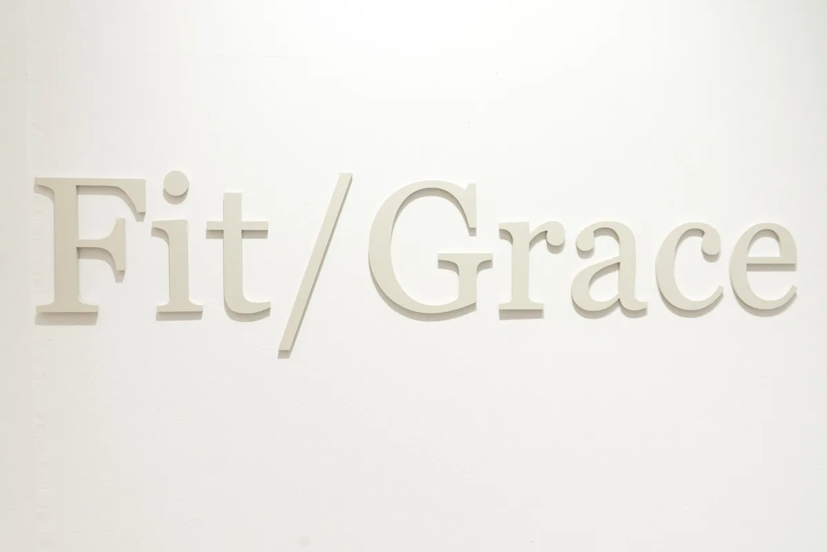 Fit / Graceの店内サイン